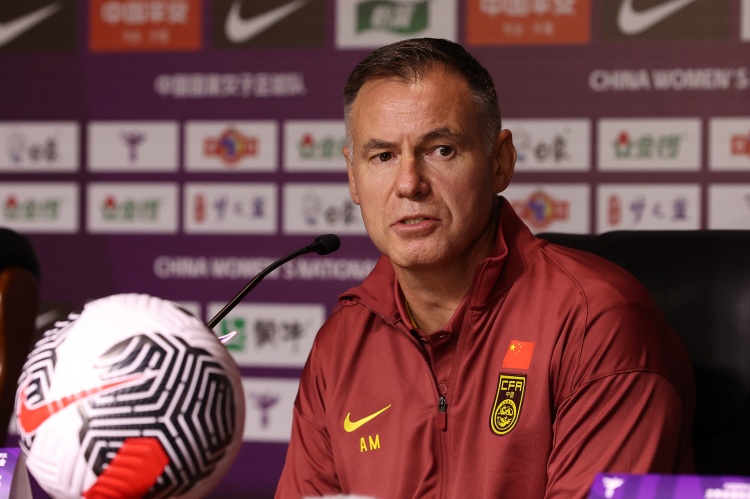 V体育官网-北青谈米利西奇留任：增补本土教练进教练组，为中国女足提供支持