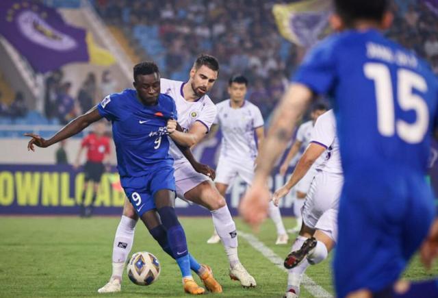 V体育官网-【亚冠】何超进球韦世豪染红 三镇1比2遭河内FC逆转